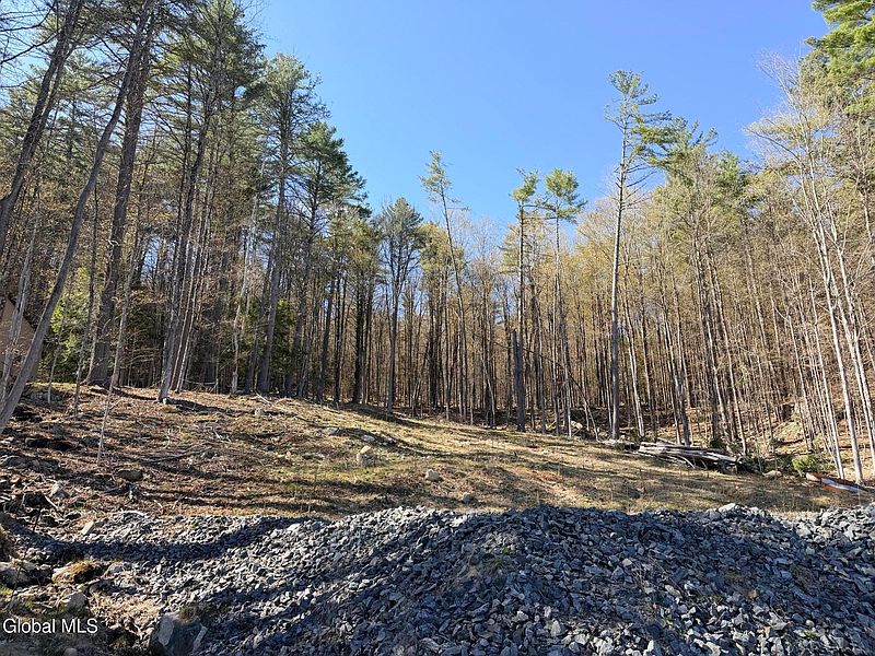 2nd image of 1397 N Shore Road