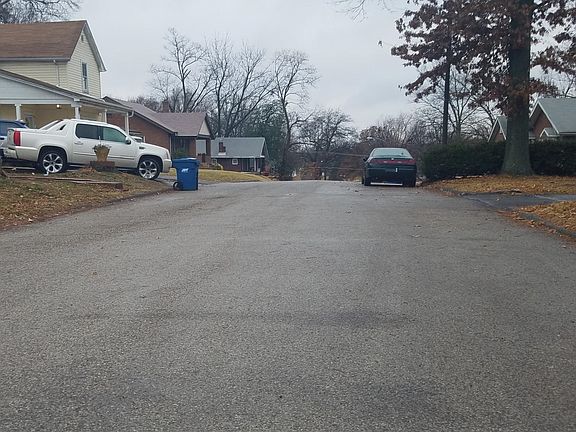 4th image of 8211 Jefferson Ave