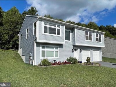 1023 Saylor Dr, Temple, PA, 19560