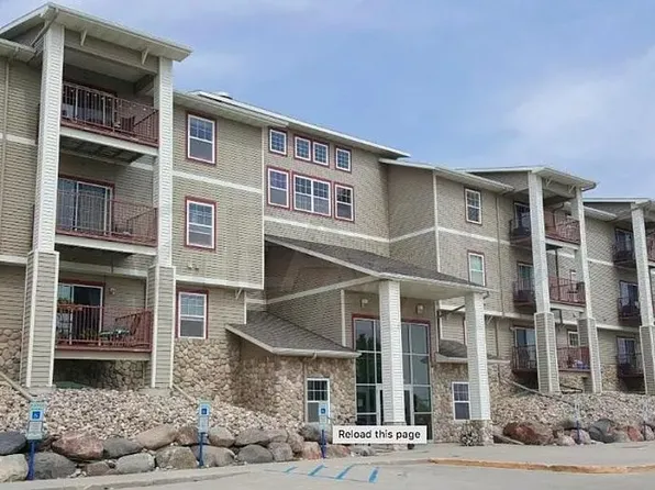 4600 S Washington St APT 203, Grand Forks, ND 58201