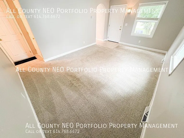 3473 Eisenhower Rd — Photo 5