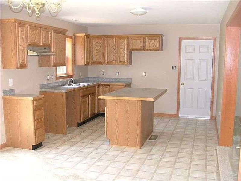 3rd image of 3230 GRENELL Road
