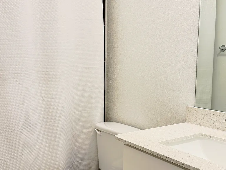6137 Blythe Dr — Photo 14