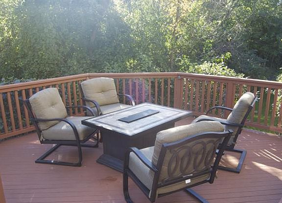 5th image of 21970 York Mills Cir