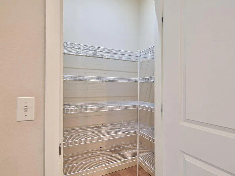 2109 NE 50th Way — Photo 13
