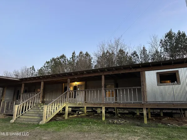 1821 Highway 15, Richton, MS 39476