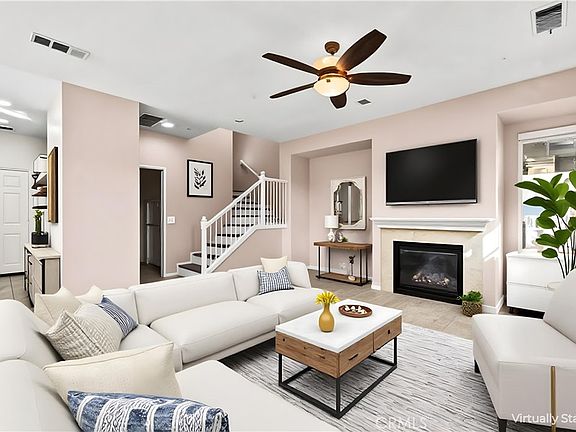 2nd image of 9796 Foxglove Dr