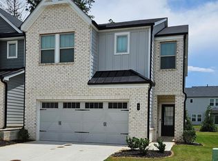 777 Ironhorse Ln SW, Mableton, GA 30126