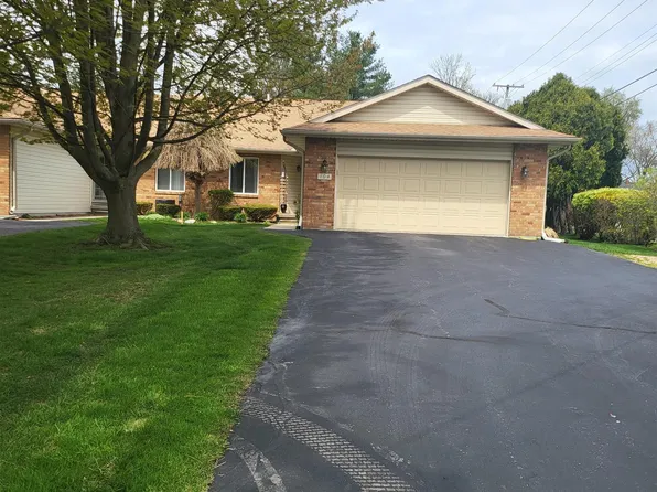104 Davis Rd, Marysville, MI 48040