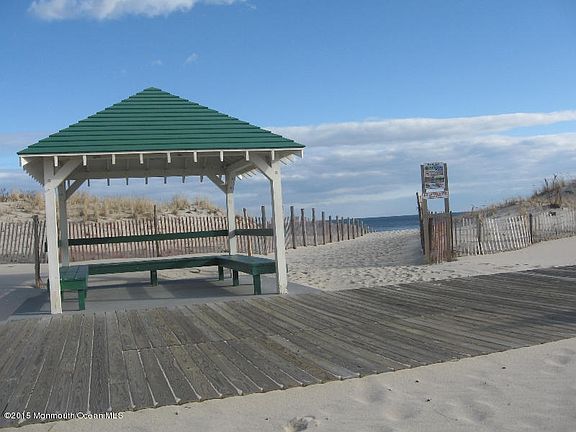4th image of 12 North Ave