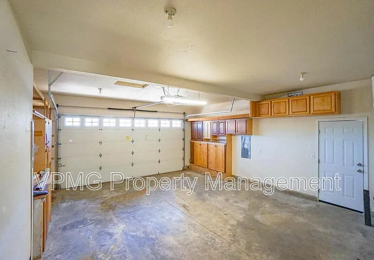 8907 NE 84th St — Photo 35