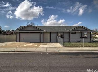 1209 White Owl Ln, Stockton, CA 95215