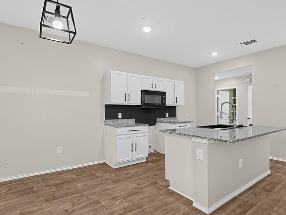 3rd image of 11810 Pyrite Rd