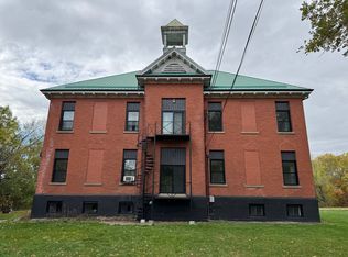 12 Garden St #1424022, Leeds And The Thousand Islands, ON K0E1L0