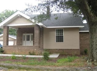 5 Saxon Hts, Spartanburg, SC 29301