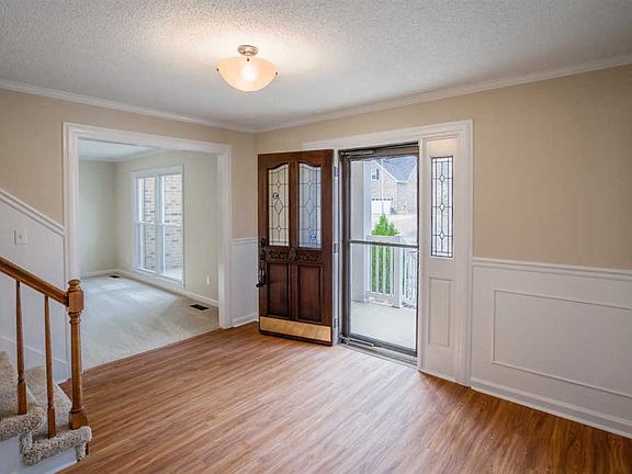 3rd image of 1221 Chesser Dr SE