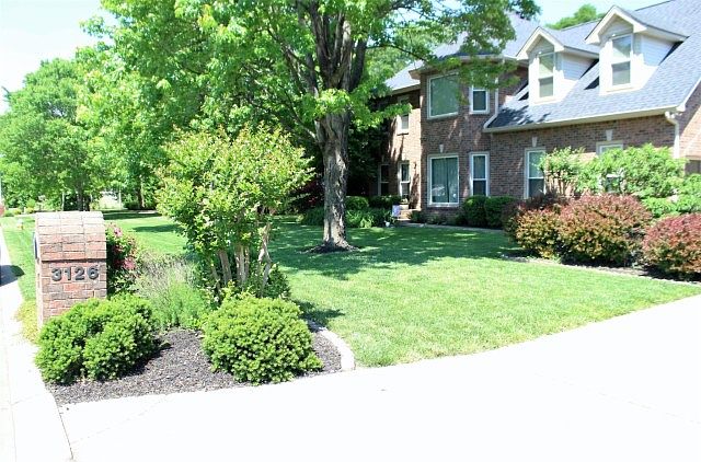 2nd image of 3126 Bishop St
