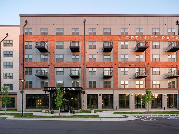 2nd image of 1130 N College St #366