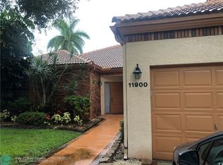 11900 Glenmore Dr #1-2, Pompano Beach, FL 33071