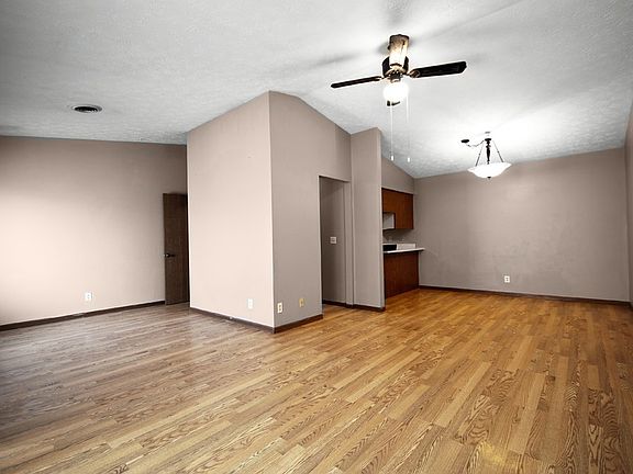2nd image of 416 Clarinet Blvd E #416