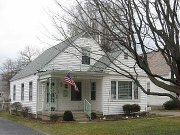 1st image of 4524 Stratford Ave