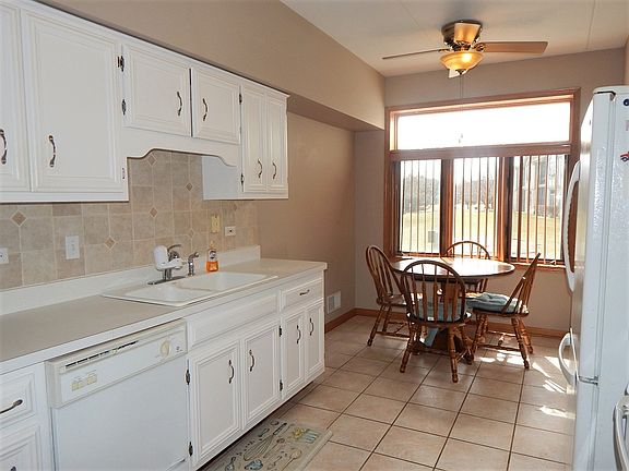 2nd image of 6423 Pine Trail Ln APT 1