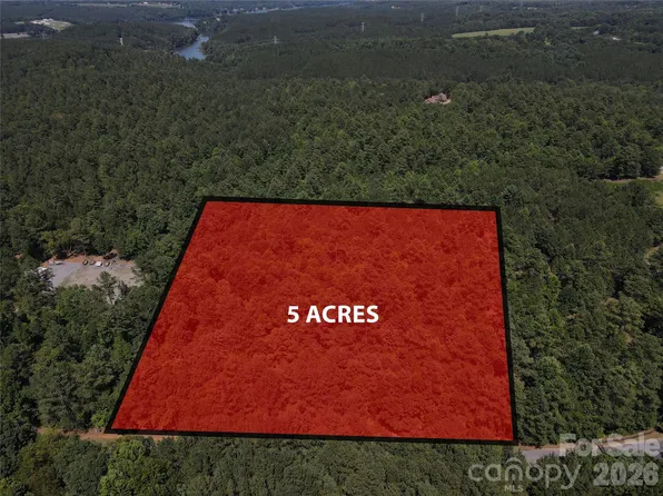 1036 W Paradise Harbor Dr, Connelly Springs, NC 28612