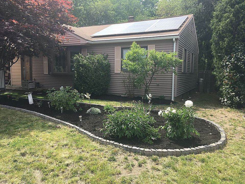 1st image of 74 Glendale Dr