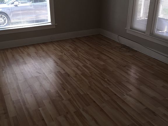5th image of 516 N Michigan Ave