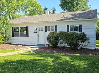 4 Dale Allen Dr, Swansea, IL