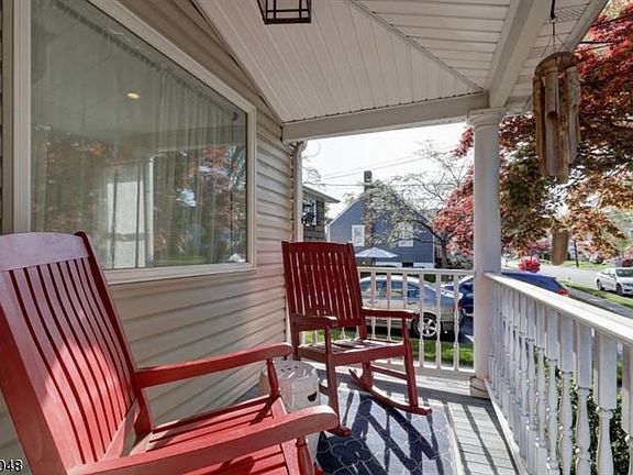 3rd image of 38 Waldwick Ave