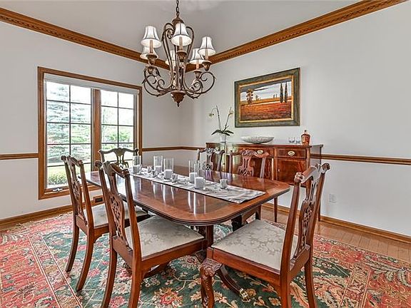 4th image of 157 Windwood Dr