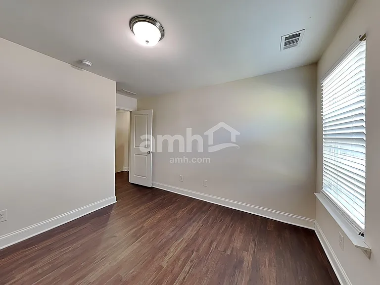 2750 Freemont St — Photo 18