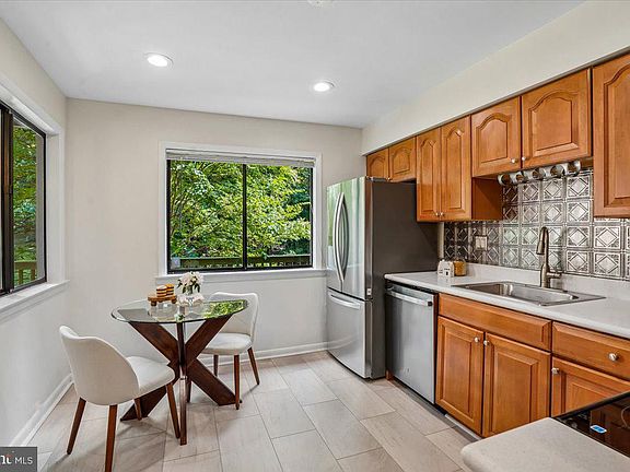 5th image of 2021 Winged Foot Ct