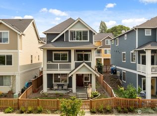 6714 34th Ave SW, Seattle, WA 98126