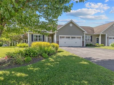 12 Village View Dr, Tully, NY, 13159