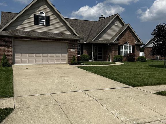 2nd image of 2308 White Tail Ln