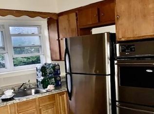 23903 Braddock Ave, Jamaica, NY 11426