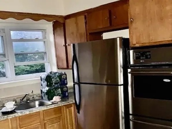 23903 Braddock Ave, Jamaica, NY 11426