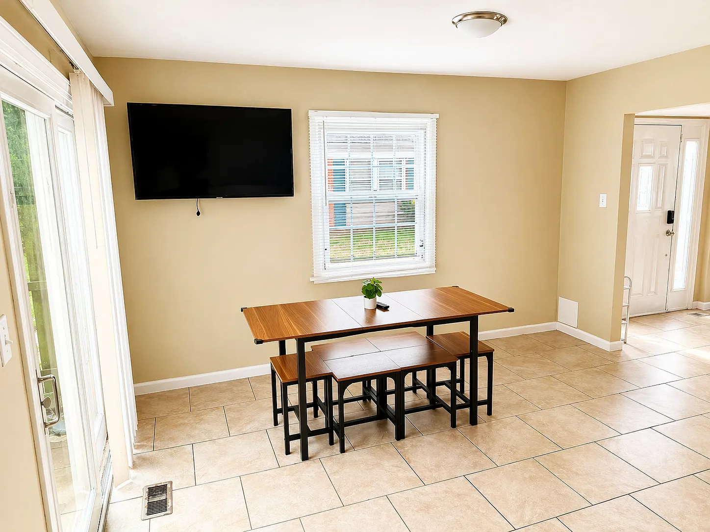 10 Rutledge Pl — Photo 3