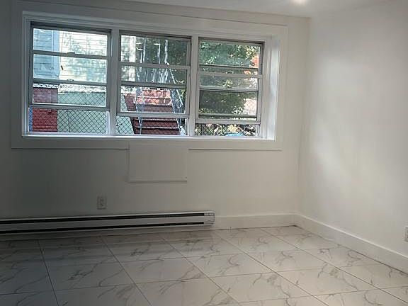 2nd image of 590 Bergen Ave APT G4