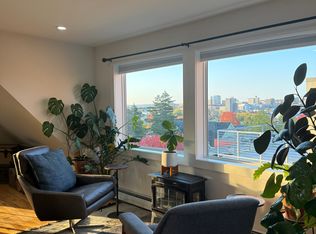 77 Walnut St #2, Portland, ME 04101
