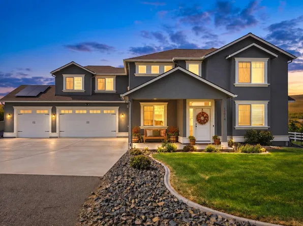 15014 S Grandview Ln, Kennewick, WA 99338