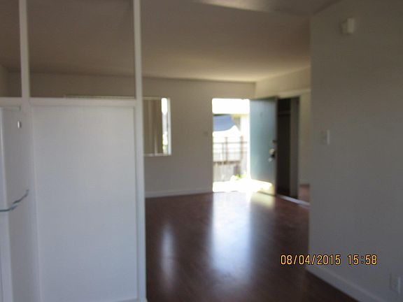 2nd image of 1528 S Claremont St