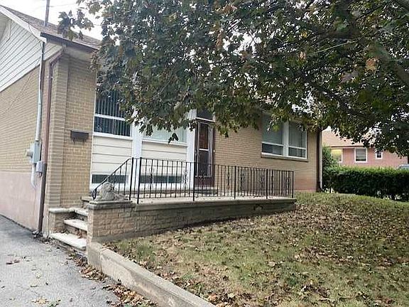 2nd image of 19 Maldaver Ave