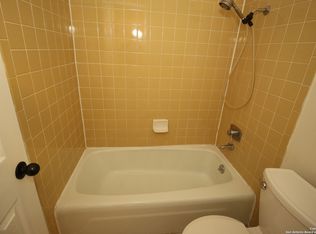 (Undisclosed Address), Universal City, TX 78148
