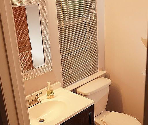 Powder room