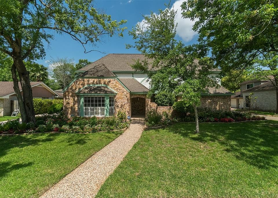 1st image of 1026 Villa Court Dr