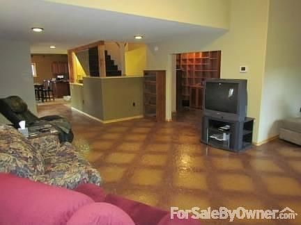 Kitchen
						:
						As seen from dining room