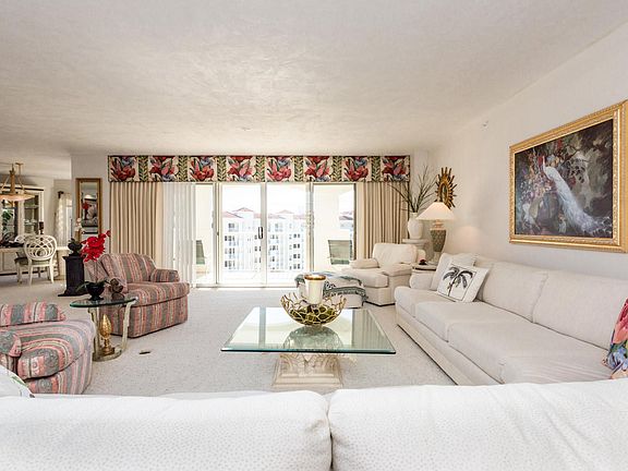 4th image of 1 John Anderson Dr Penthouse 7